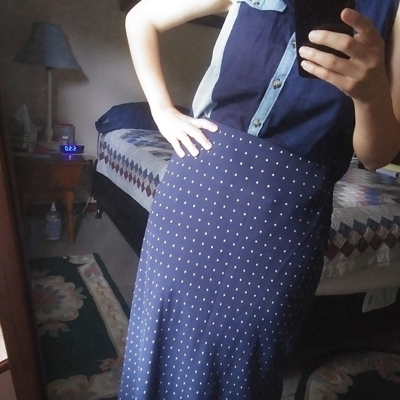 Madewell | The Perfect Midi Slip Skirt - Picture 5 of 5